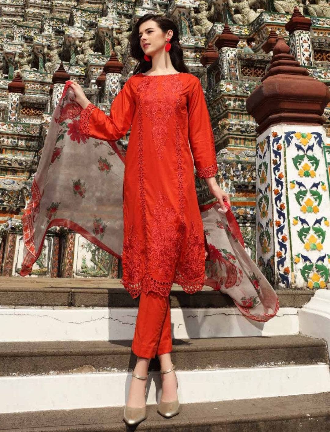 img_charizma_embroidered_lawn_22_awwal_boutique