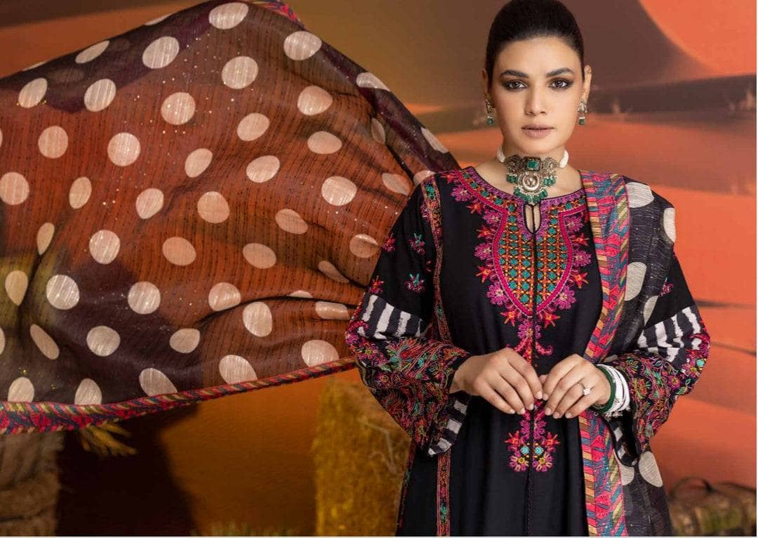 img_charizma_khaddar_awwal_boutique