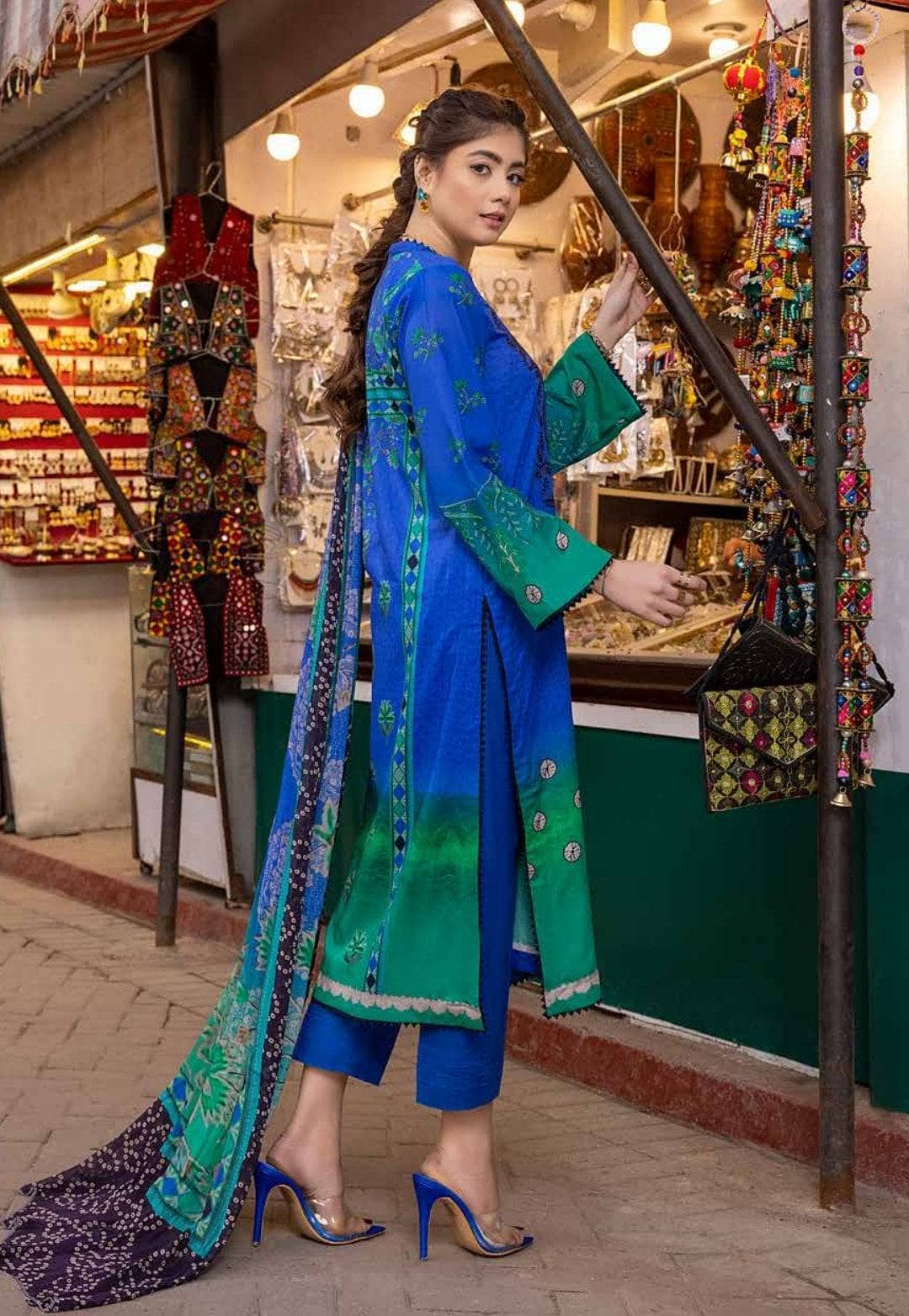 img_charizma_orange_series_awwal_boutique