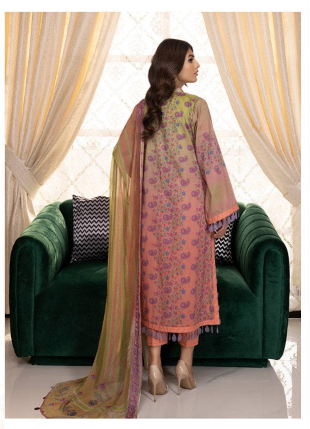 img_charizma_combination_lawn_awwal_boutique_awwal_boutique