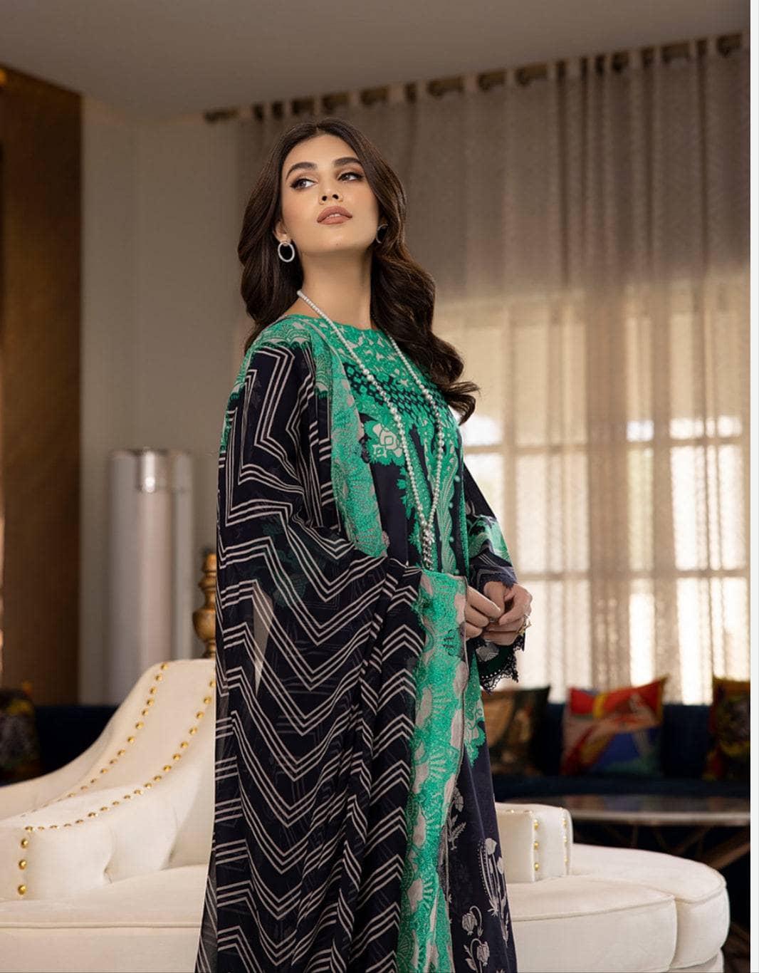 img_charizma_combination_lawn_awwal_boutique_awwal_boutique