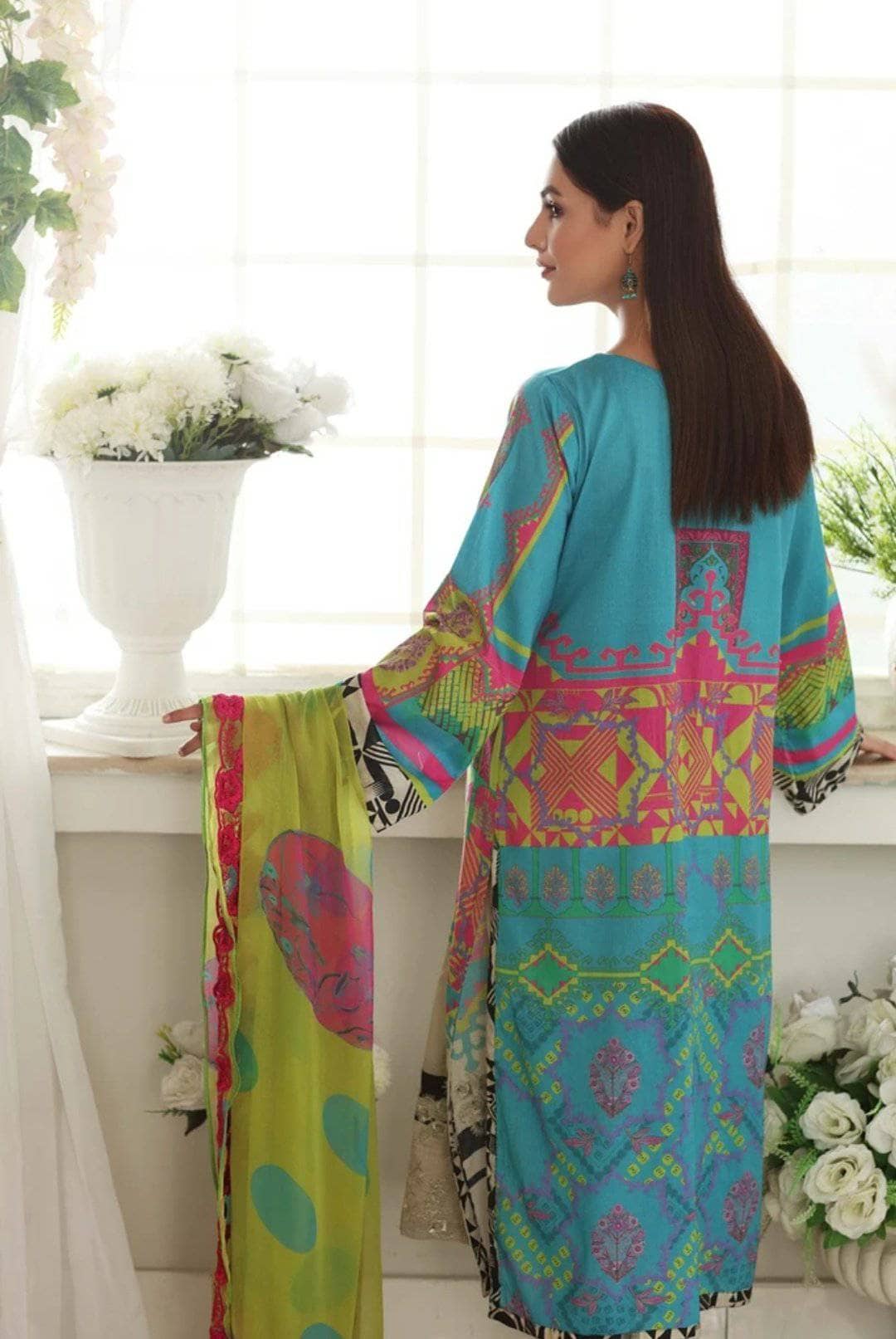 img_charizma_aniiq_lawn_2021_awwal_boutique