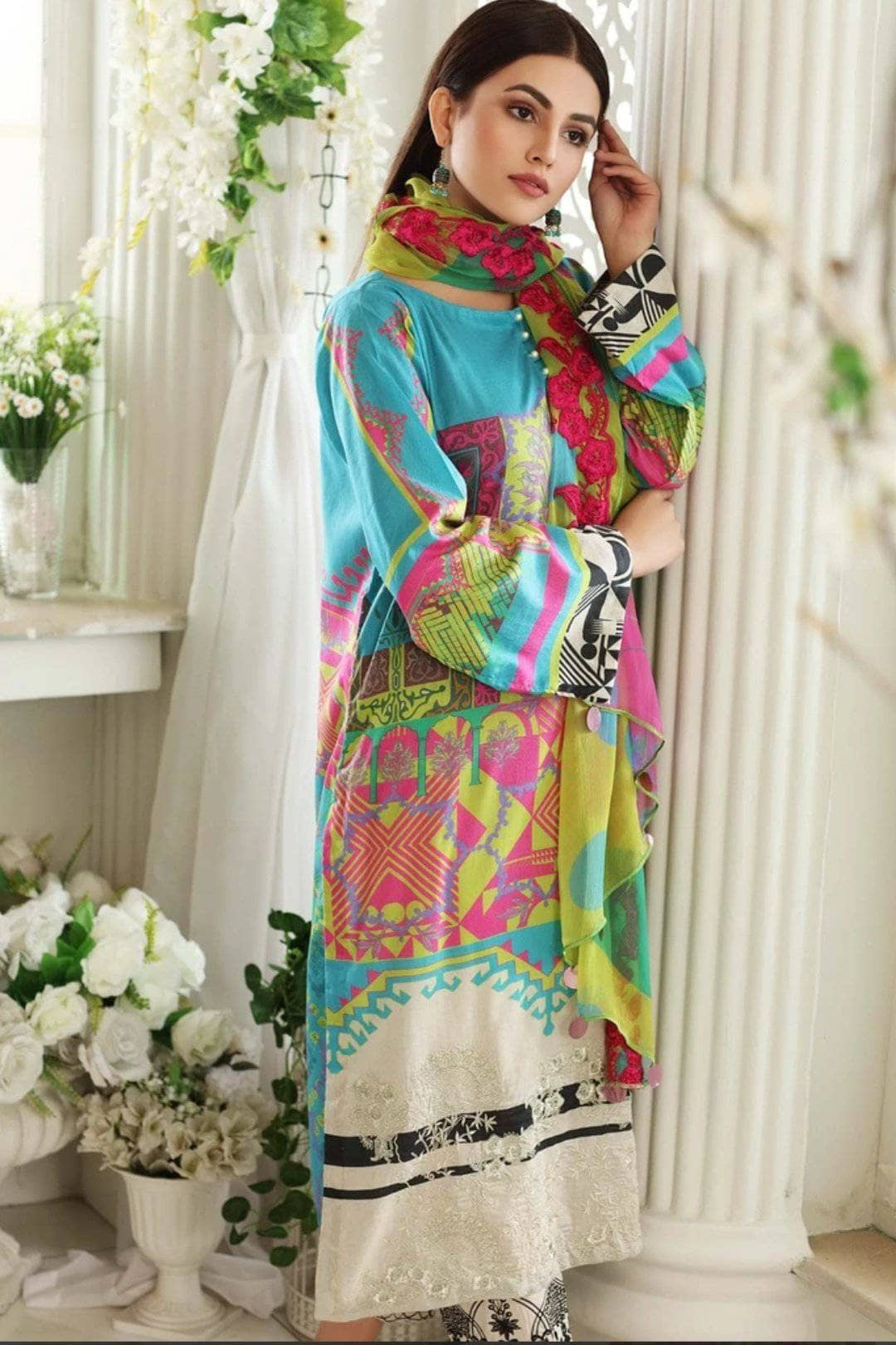 img_charizma_aniiq_lawn_2021_awwal_boutique