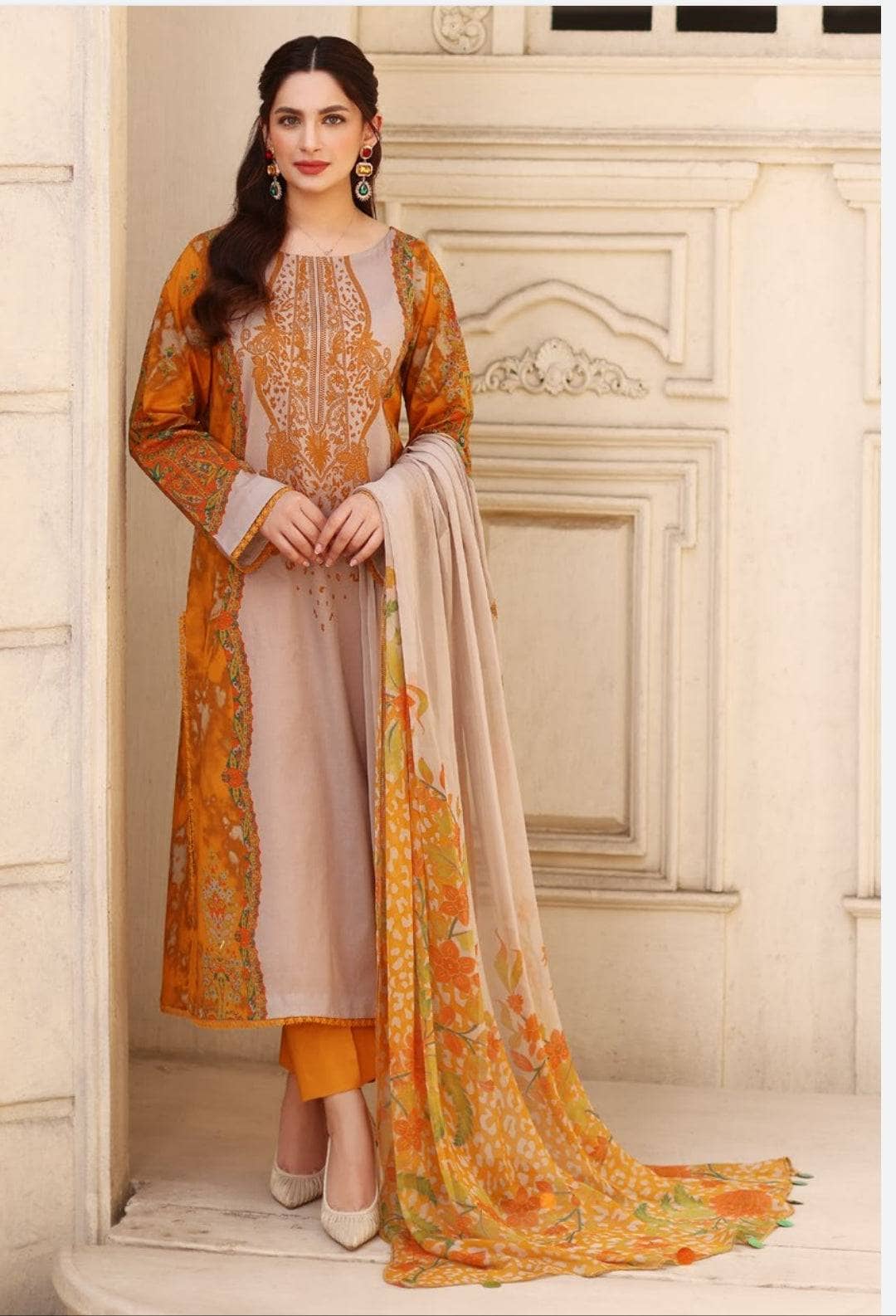 img_charizma_c_print_awwal_boutique