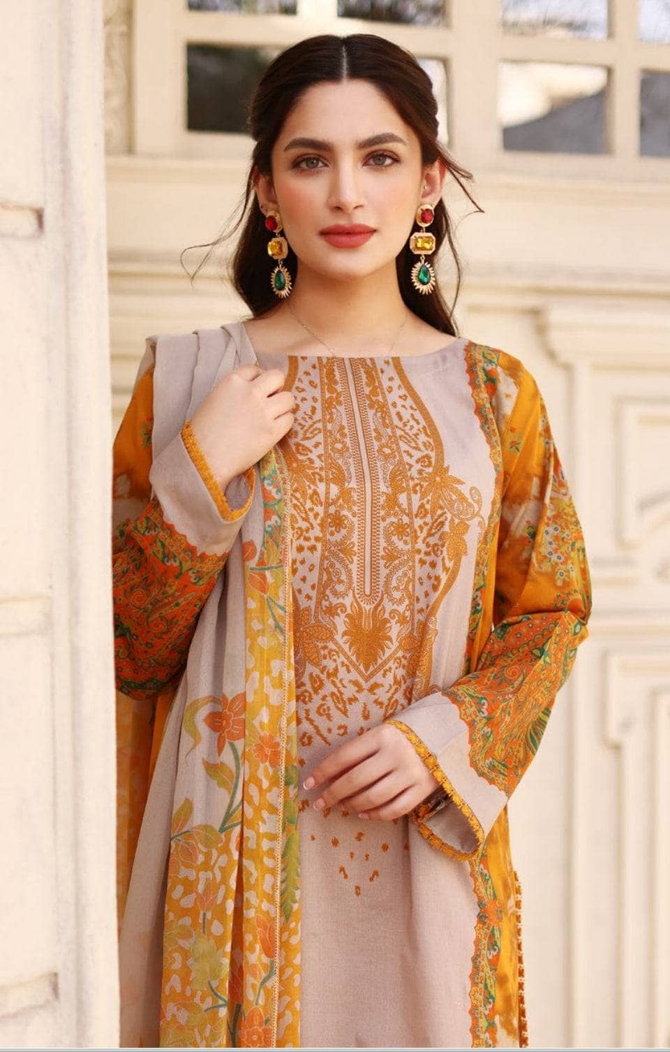 img_charizma_c_print_awwal_boutique