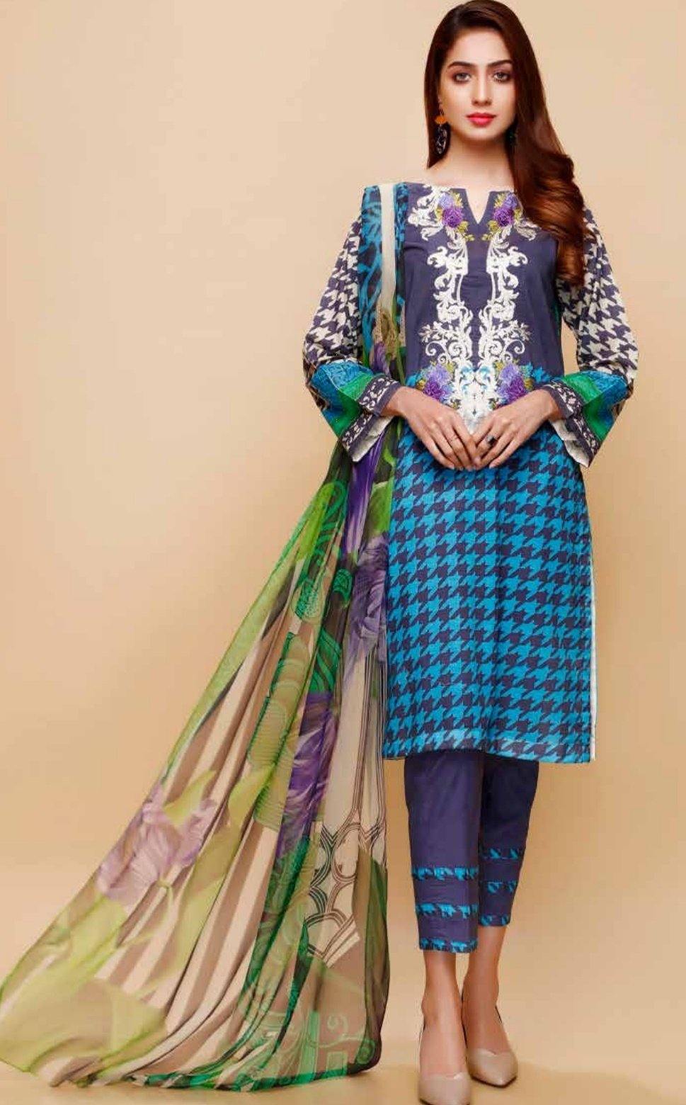 img_charizma_infinity_lawn_collection_awwal_boutique