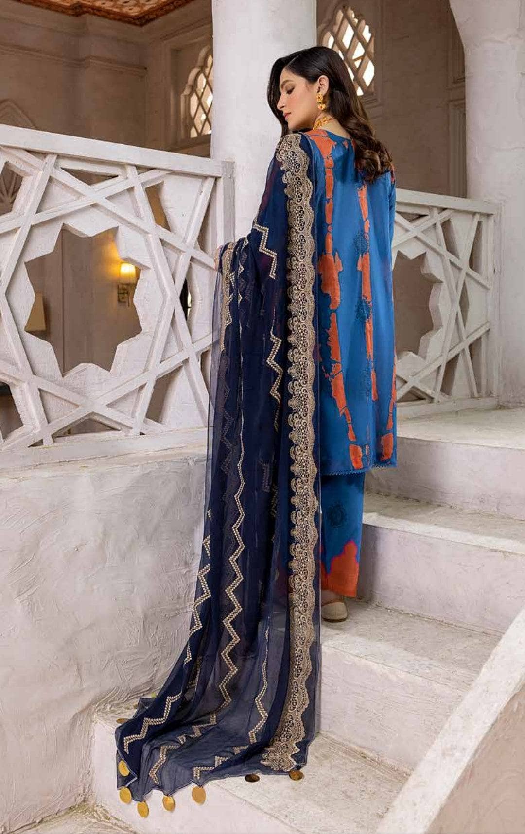 img_charizma_naranji_lawn_23_awwal_boutique