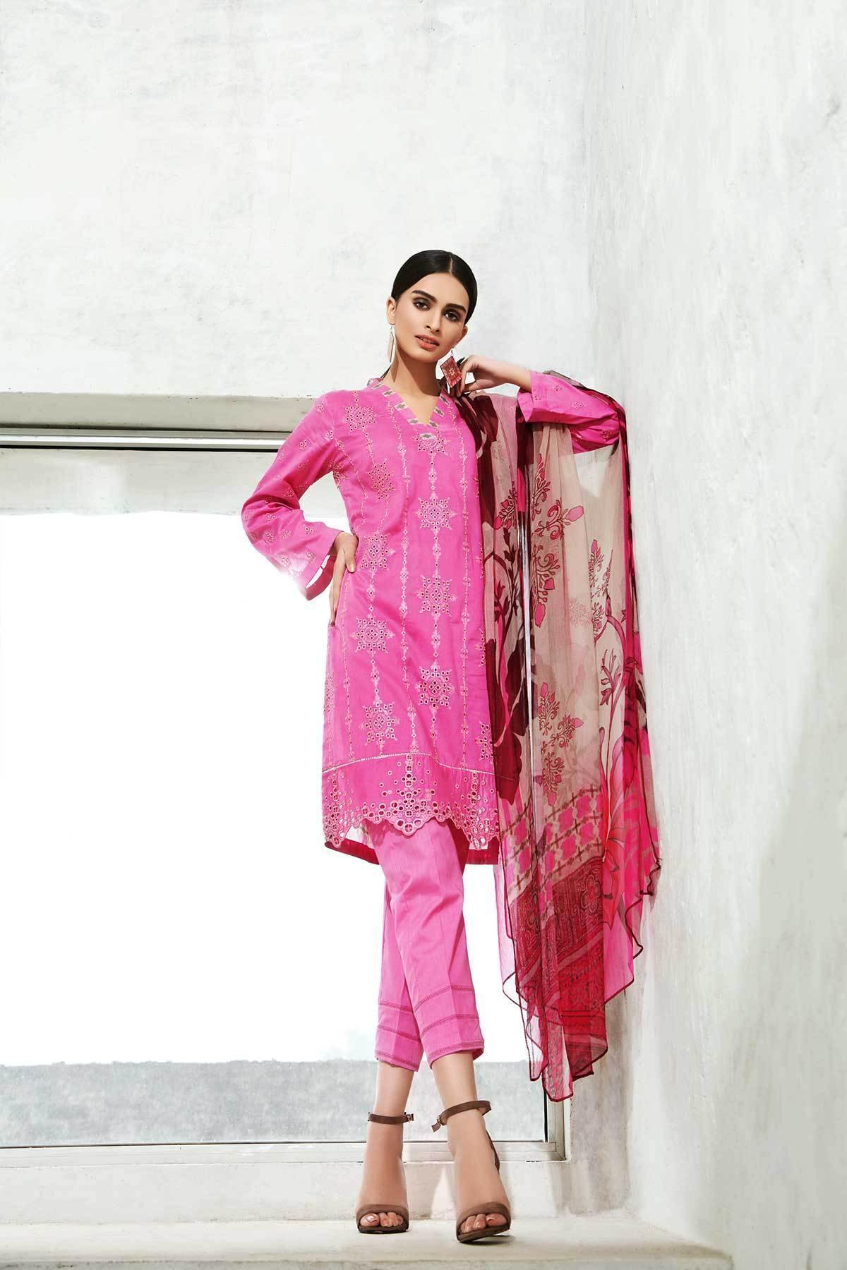 img_charizma_naranji_lawn_collection_awwal_boutique