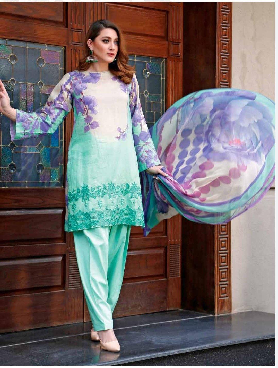 img_charizma_naranji_lawn_collection_awwal_boutique