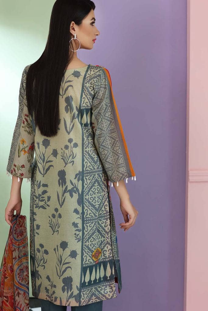img_charizma_combination_lawn_2021_awwal_boutique