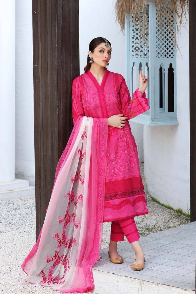 img_charizma_naranji_lawn_2021_awwal_boutique