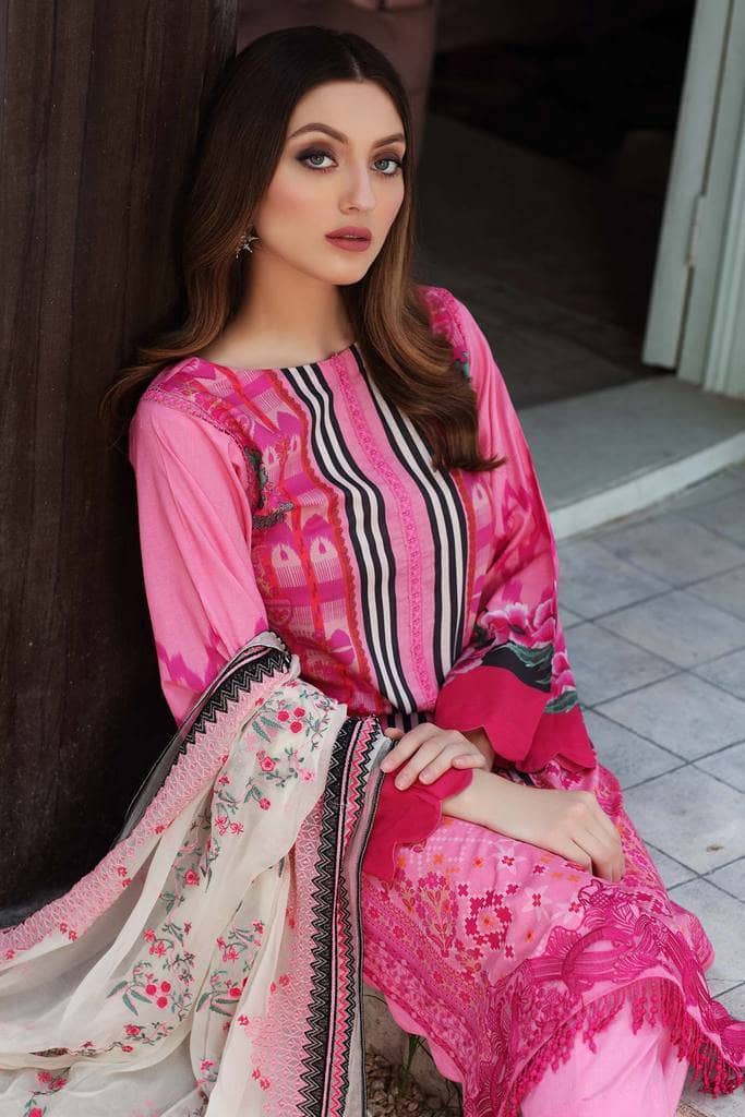 img_charizma_naranji_lawn_2021_awwal_boutique