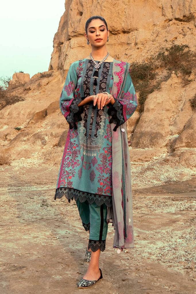 img_charizma_naranji_lawn_2021_awwal_boutique