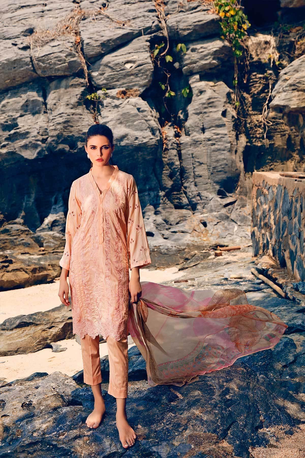 img_charizma_naranji_lawn_collection_awwal_boutique