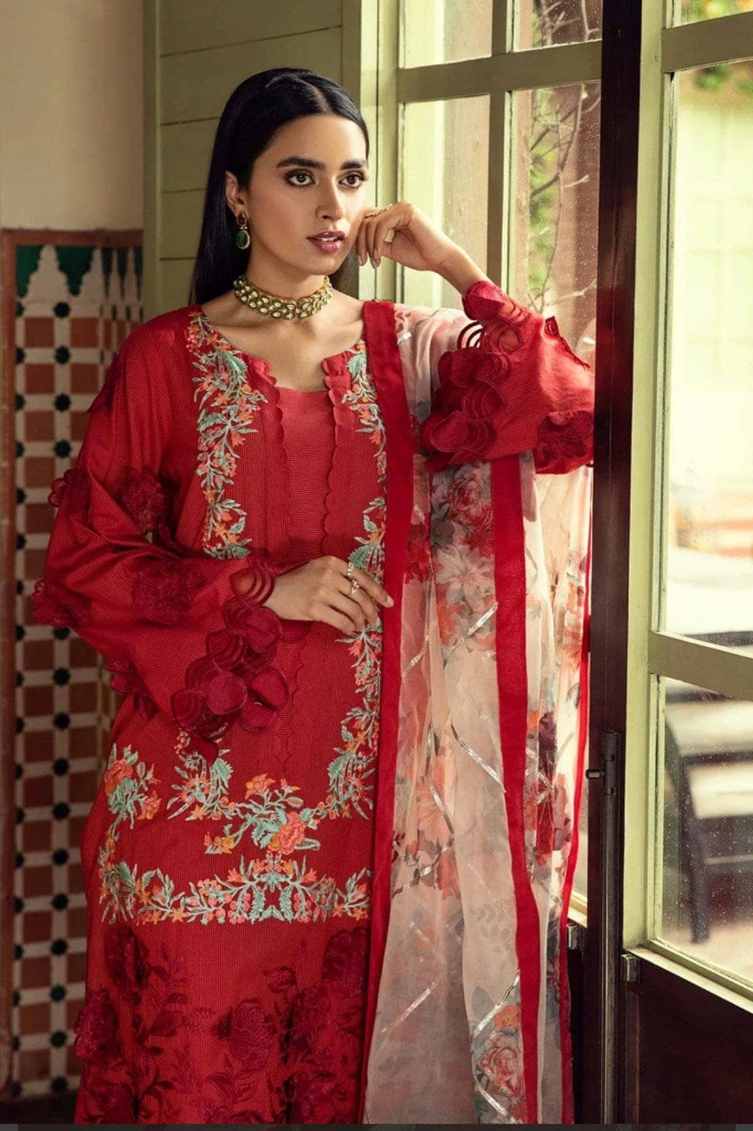 img_charizma_signature_eid_lawn_2021_awwal_boutique