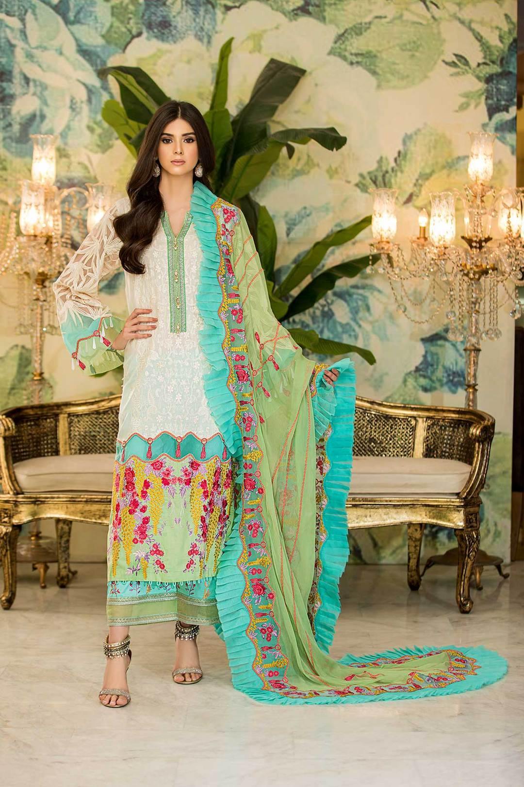 img_charizma_festive_signature_lawn_collection_2020_awwal_boutique