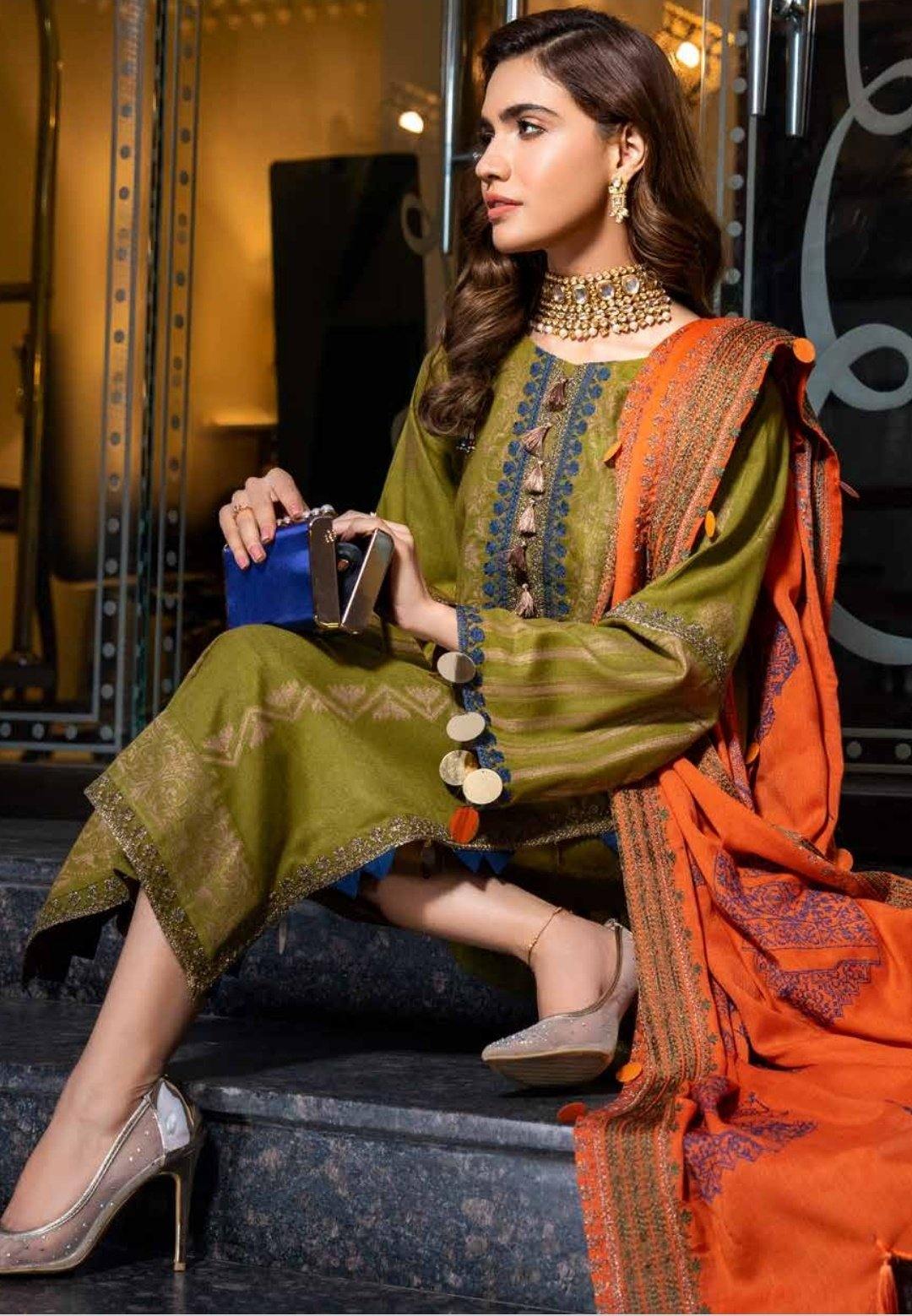 Charizma Signature - An Evening Affair/Leather Jacquard/Warm Cocoon CLJW 10 - AWWALBOUTIQUE