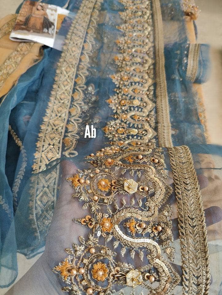 img_open_pic_charizma_dastaan_awwal_boutique