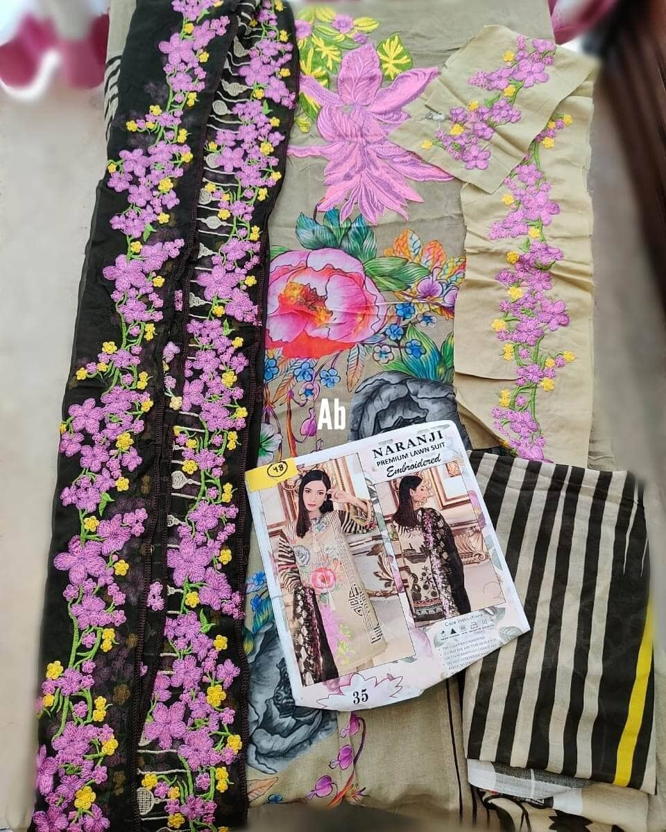 img_open_pic_charizma_lawn_awwal_boutique