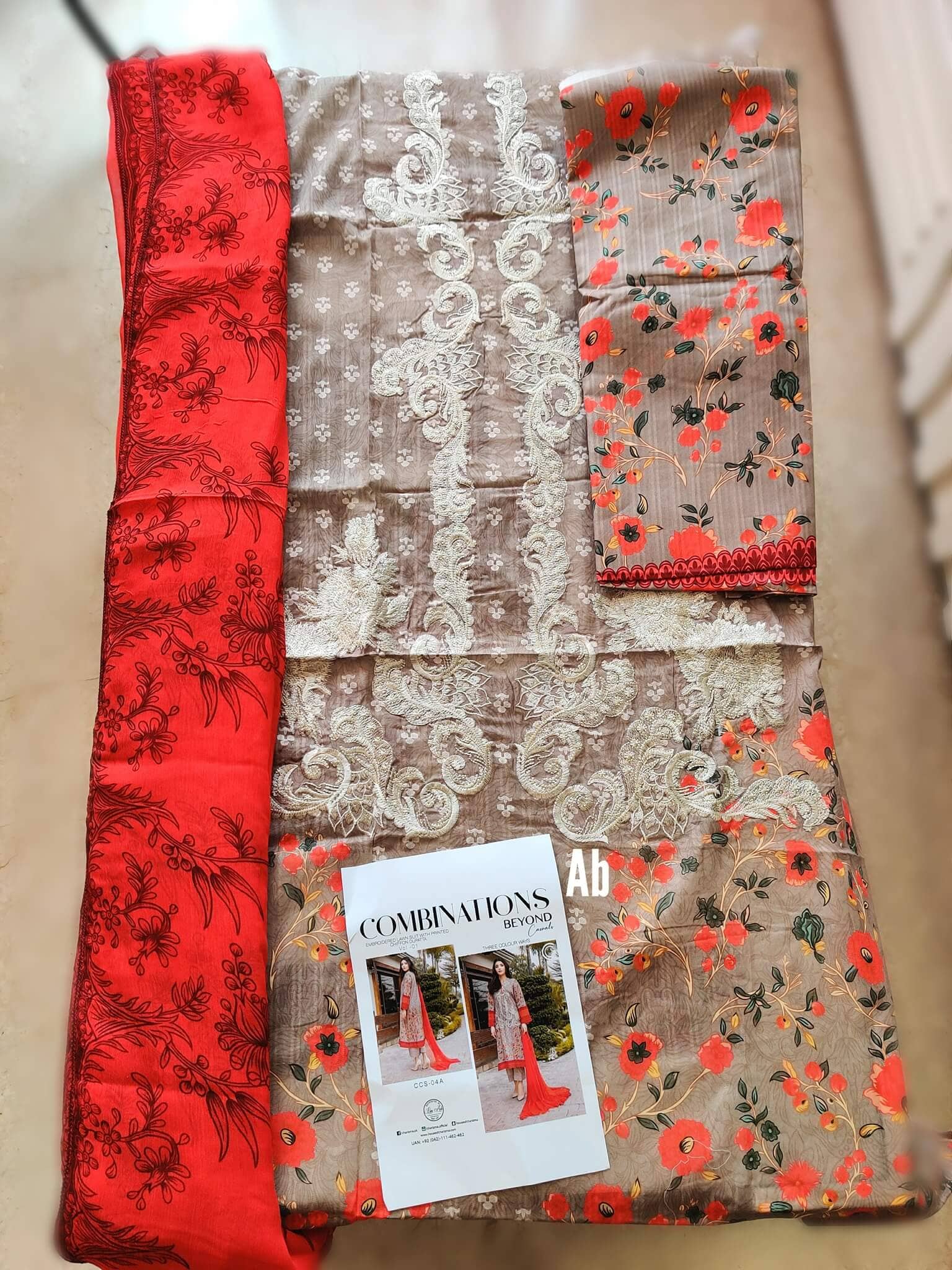 img_charizma_combination_lawn_22_awwal_boutique