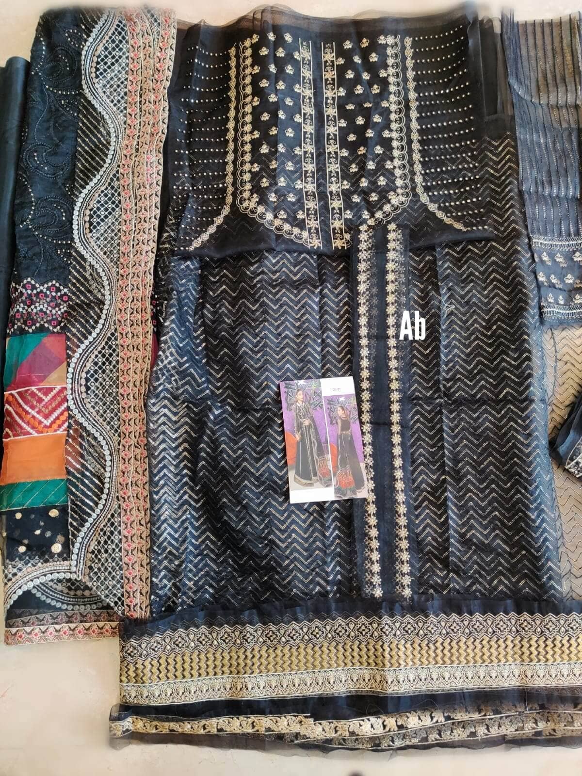 img_open_pics_charizma_diamond_dust_21_awwal_boutique