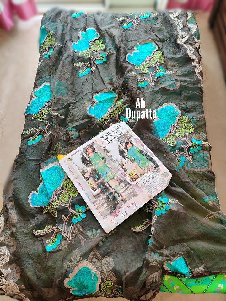 img_open_pics_charizma_lawn_awwal_boutique