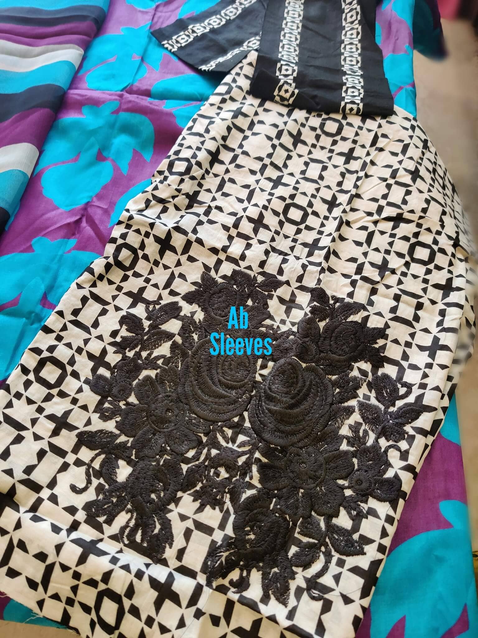 img_open_pic_charizma_yellow_series_awwal_boutique