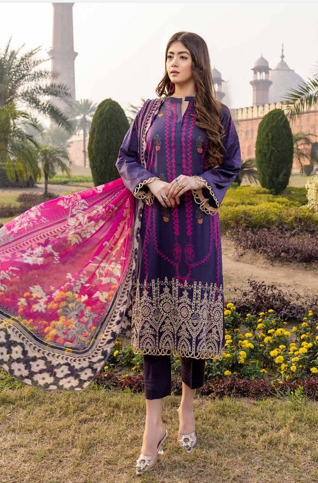 img_charizma_Qaus_lawn_awwal_boutique