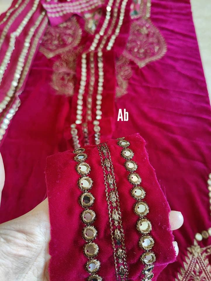 img_charizma_velvet_awwal_boutique