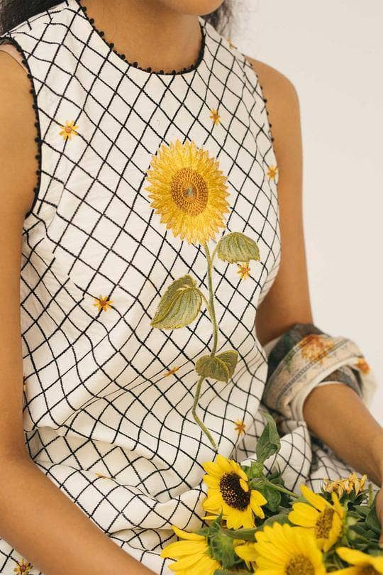 img_zara_shahjahan_lawn_collection_awwal_boutique_1A