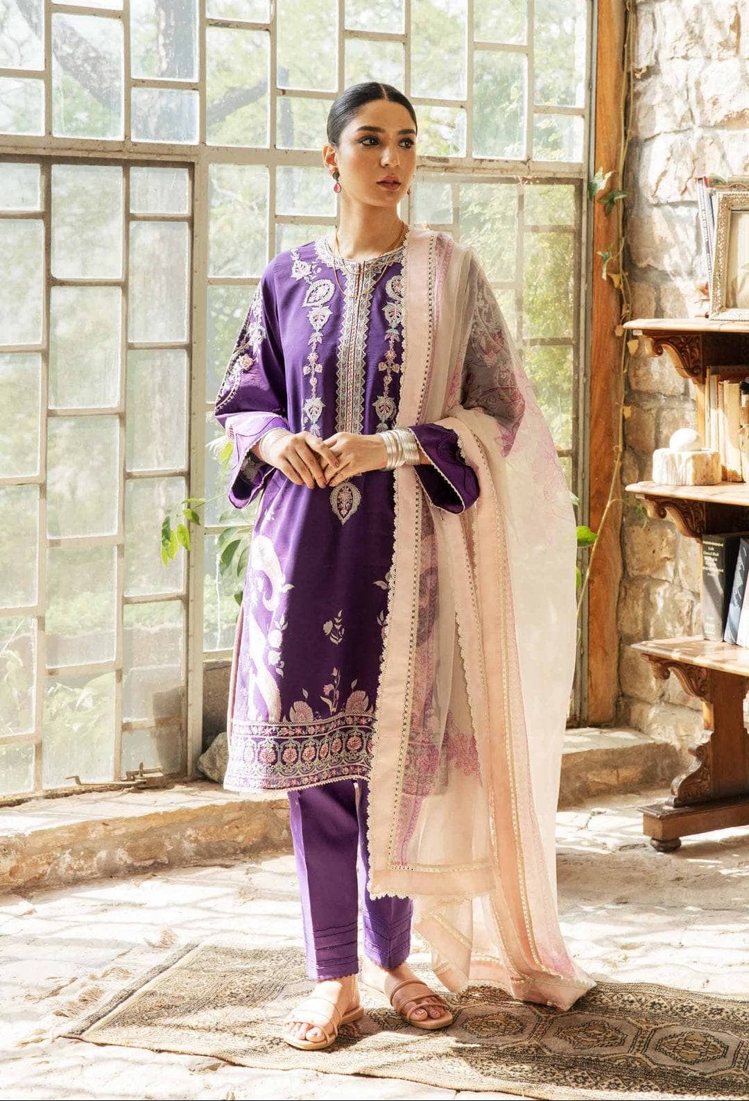 img_coco_by_zara_shahjahan_vol_2_awwal_boutique