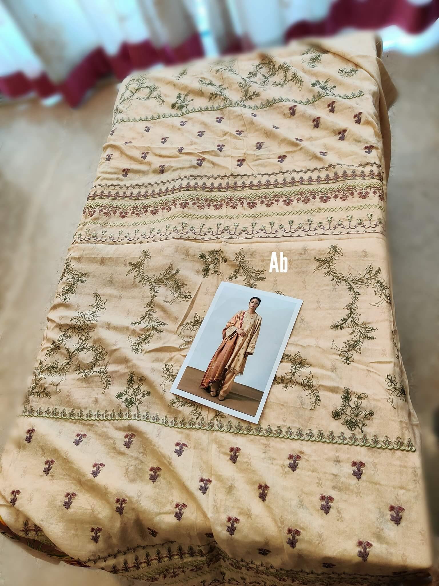 img_zara_shahjahan_coco_winter_awwal_boutique