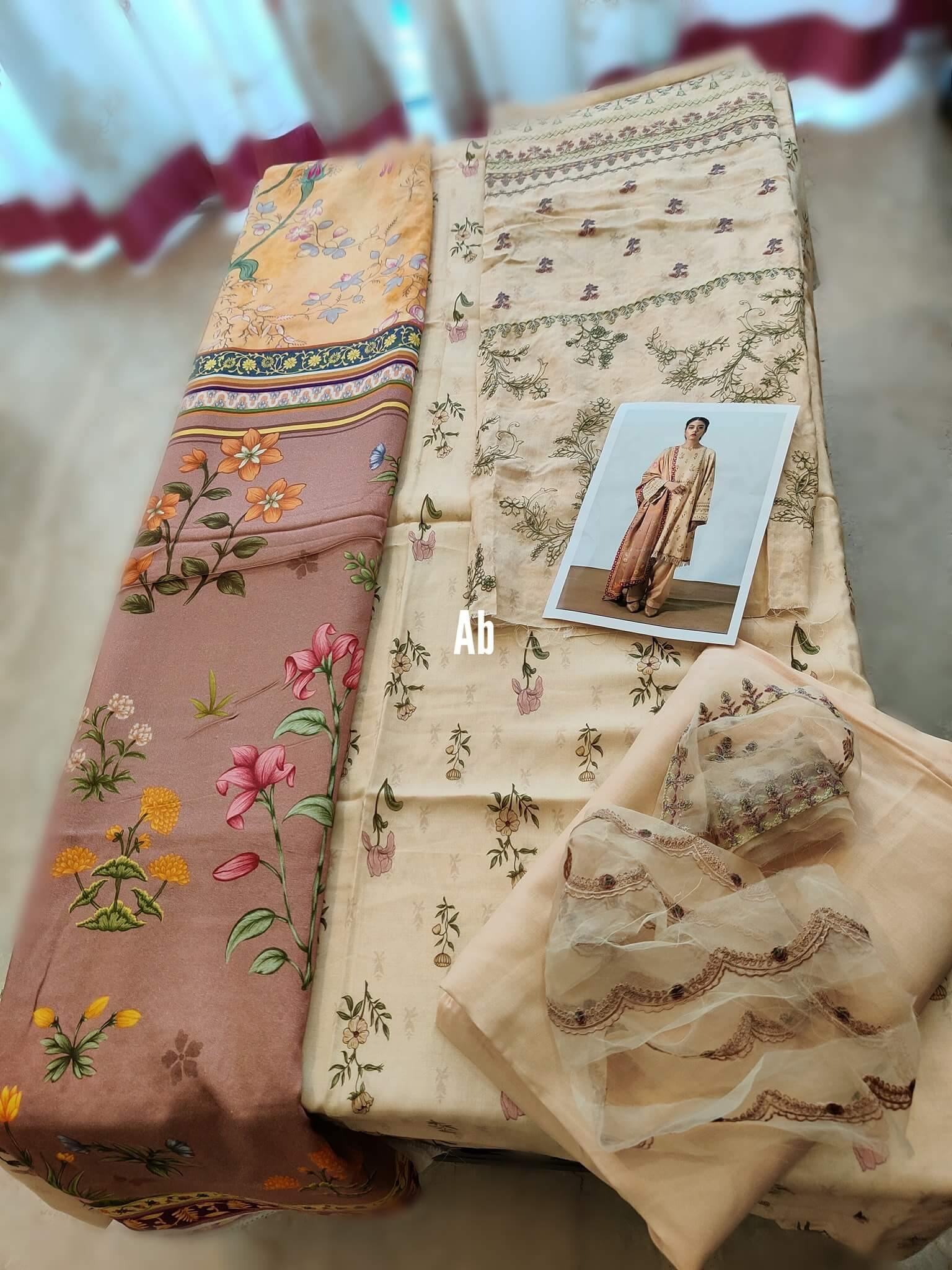 img_zara_shahjahan_coco_winter_awwal_boutique