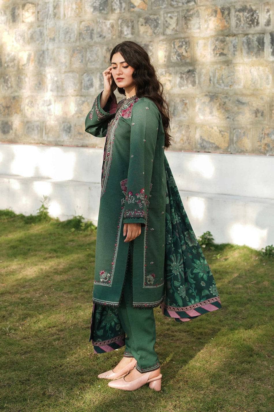 img_coco_by_zara_shahjahan_22_awwal_boutique