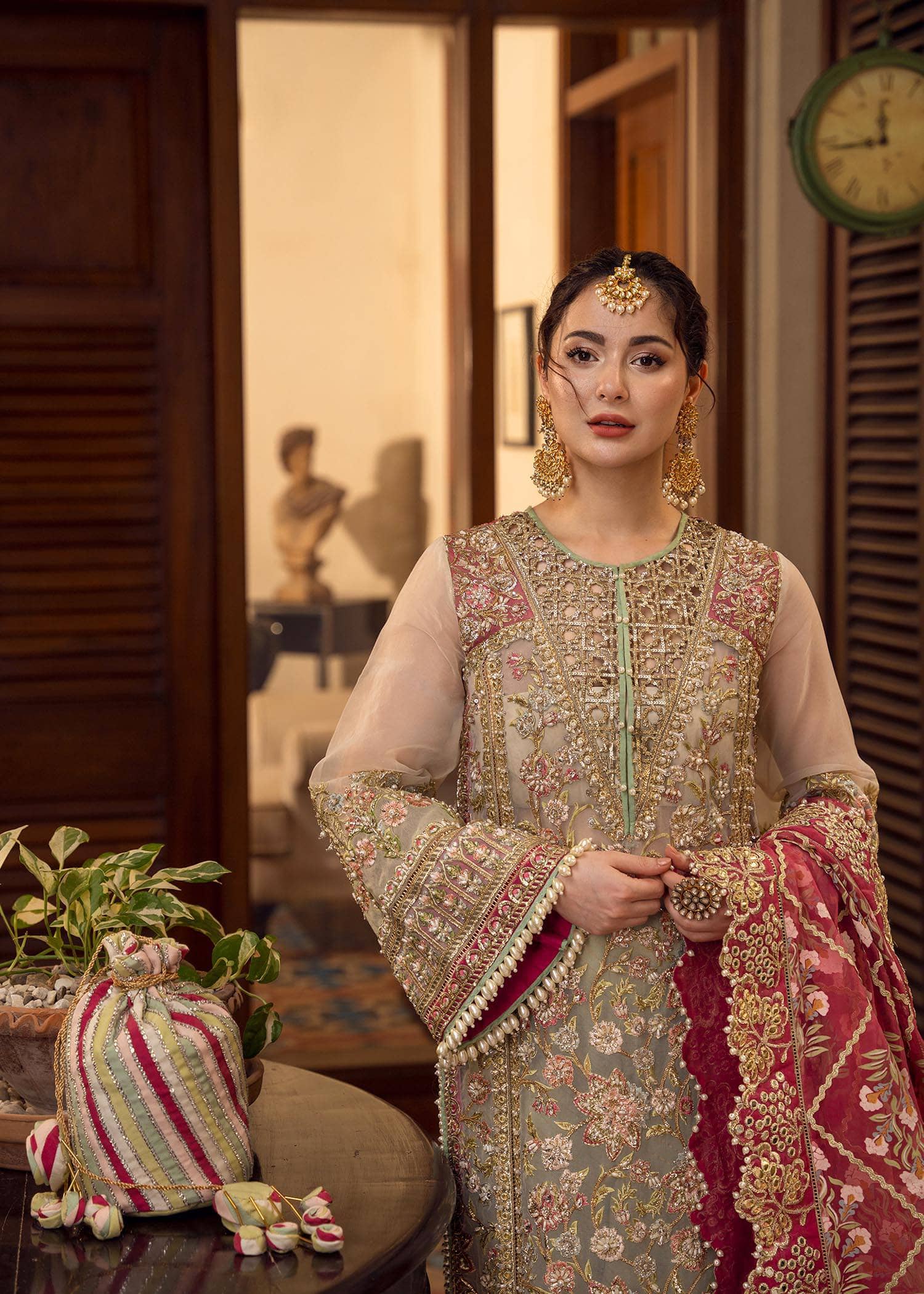 Img_crimson_wedding_edition_awwal_boutique