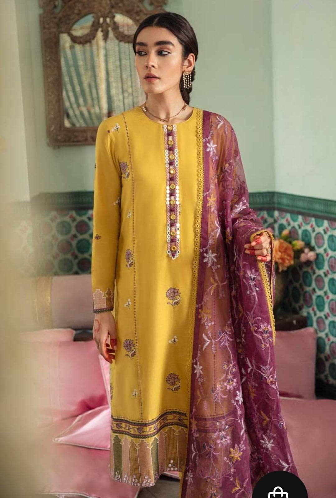 img_cross_stitch_eid_lawn_22_awwal_boutique