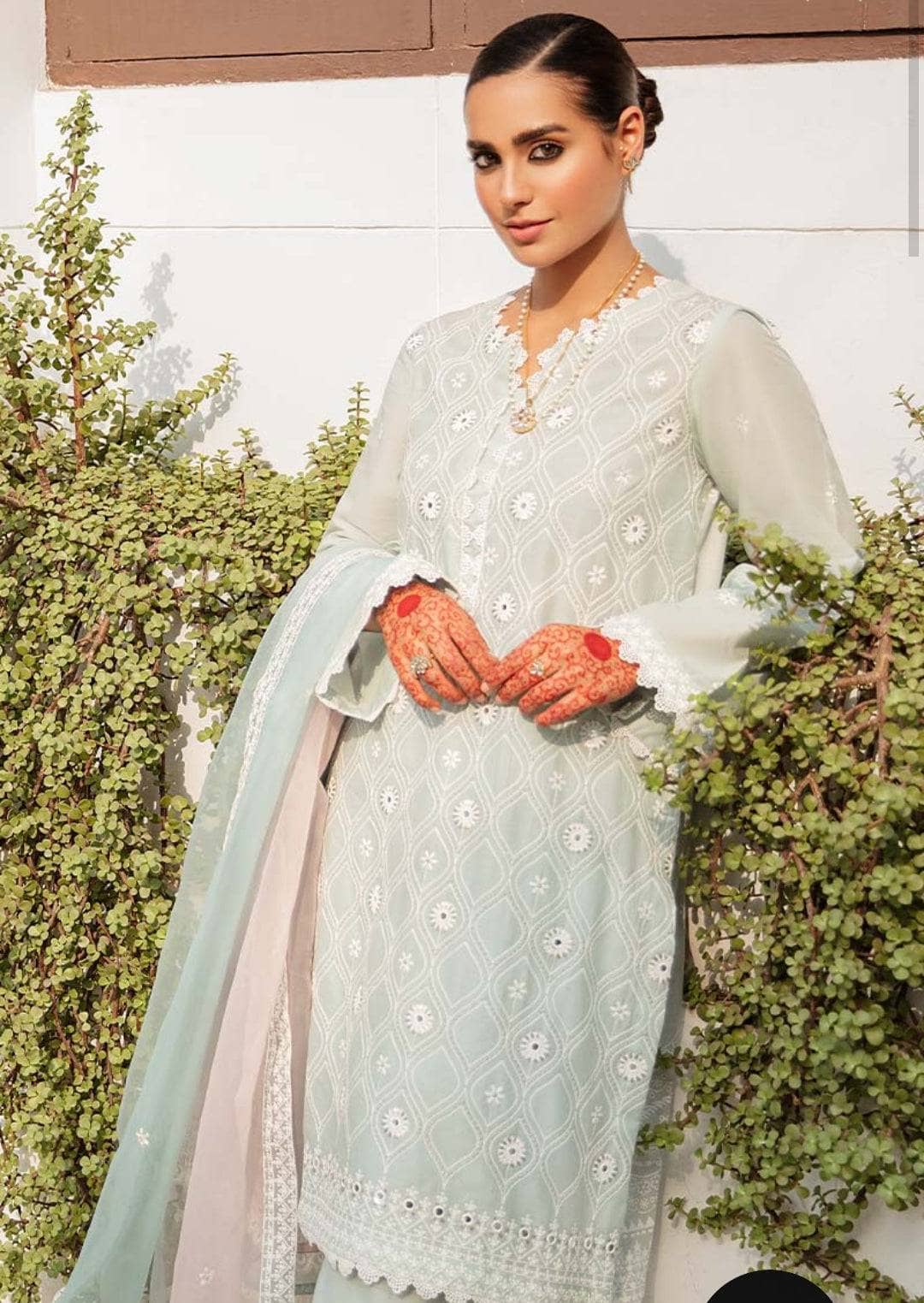 img_cross_stitch_eid_lawn_22_awwal_boutique