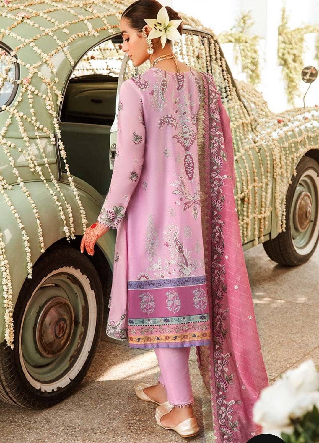 img_cross_stitch_eid_lawn_22_awwal_boutique