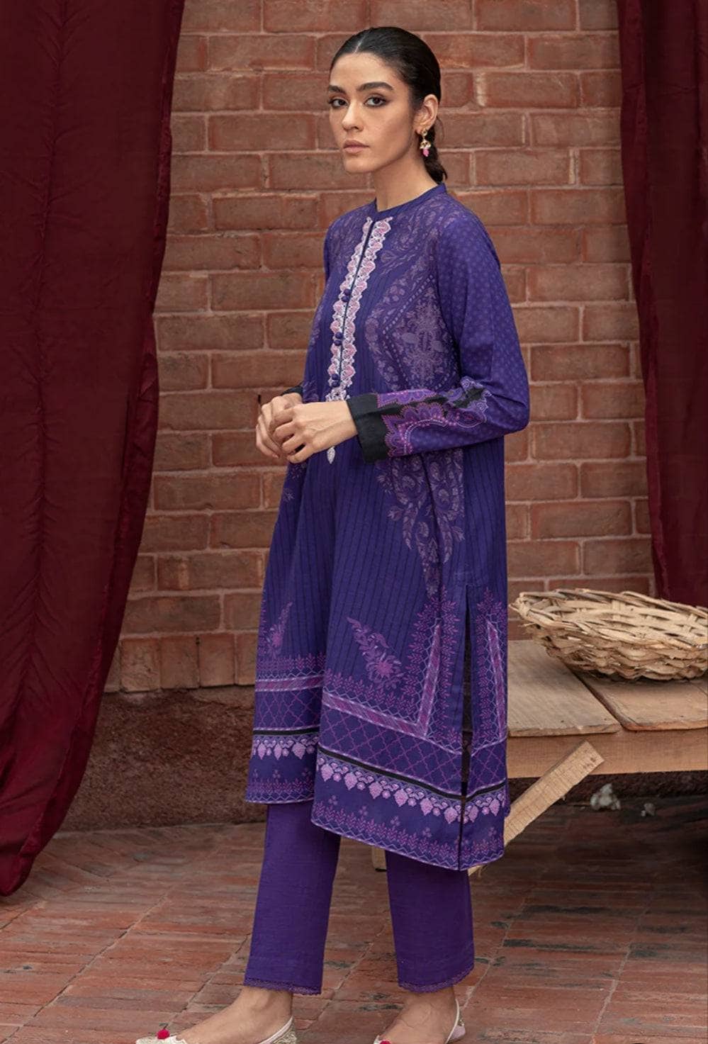img_cross_stitch_winter_edit_1_awwal_boutique