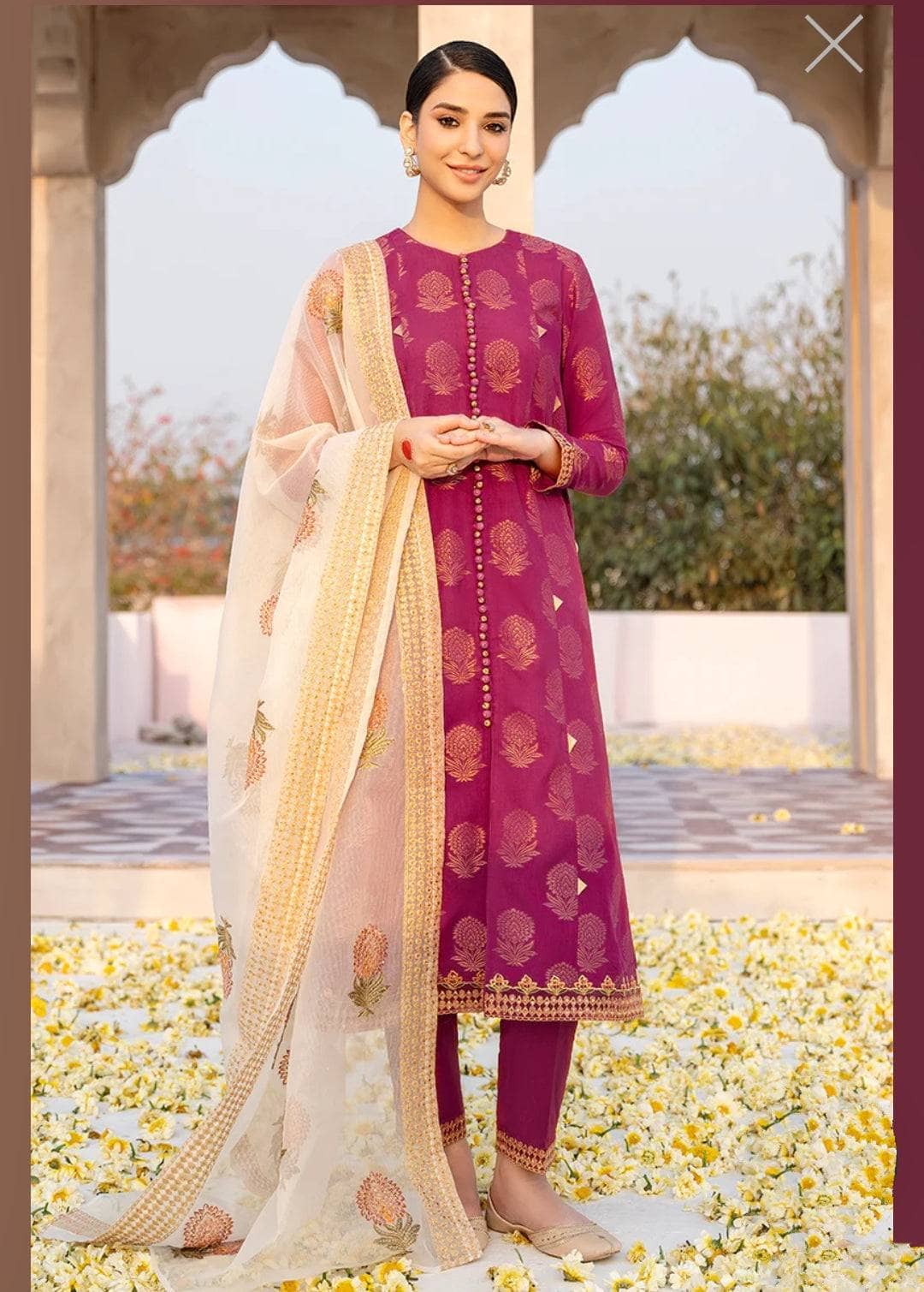 img_cross_stitch_eid_lawn_23_awwal_boutique
