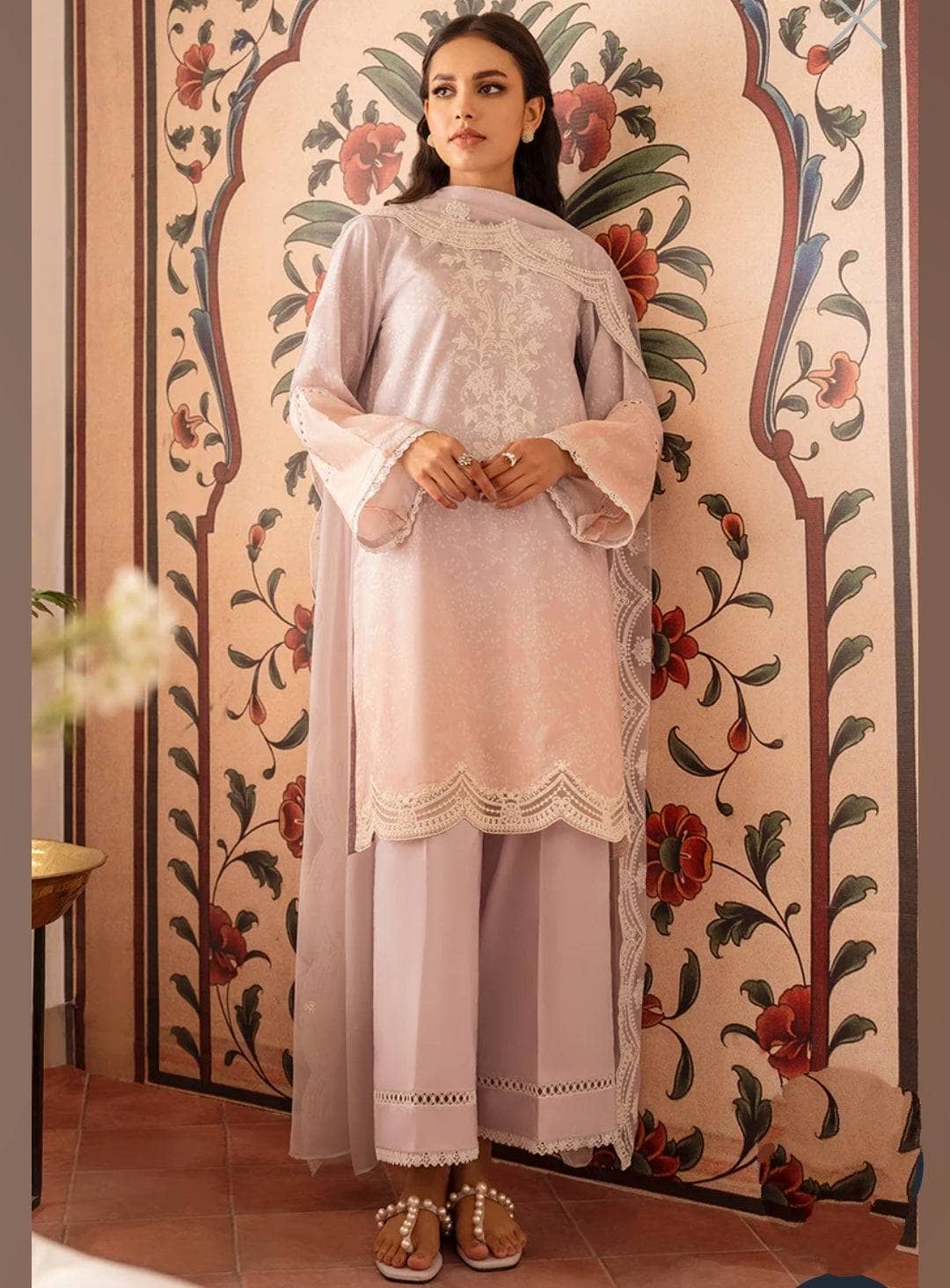 img_cross_stitch_eid_lawn_23_awwal_boutique