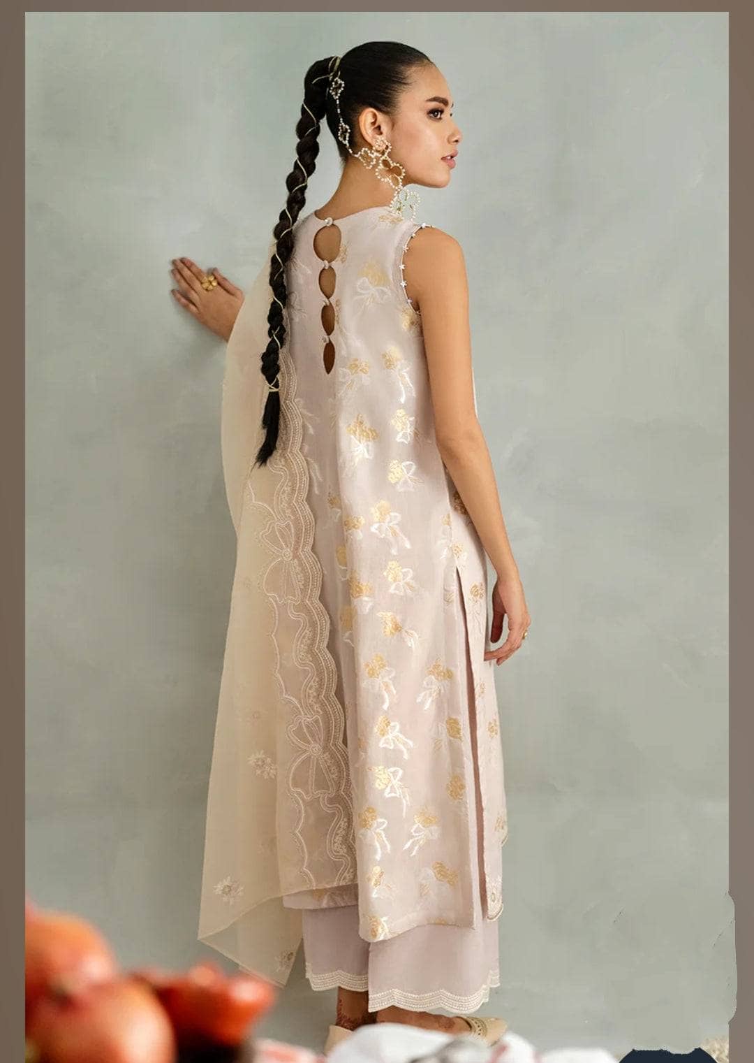 img_cross_stitch_eid_lawn_23_awwal_boutique