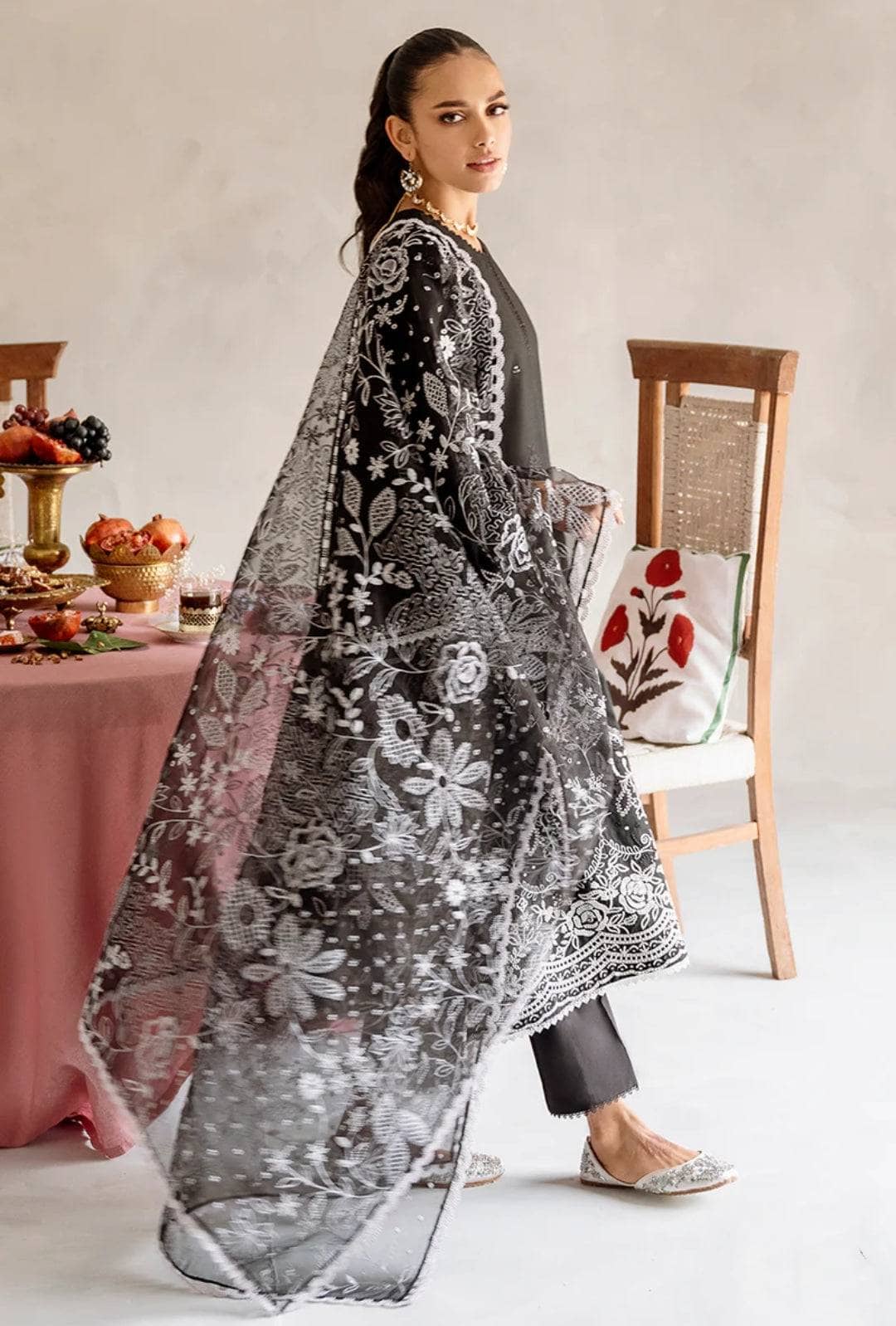 img_cross_stitch_lawn_23_awwal_boutique