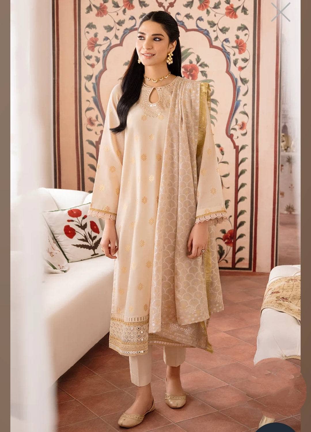 img_cross_stitch_eid_lawn_23_awwal_boutique