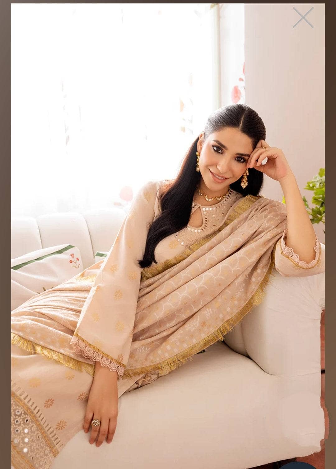 img_cross_stitch_eid_lawn_23_awwal_boutique
