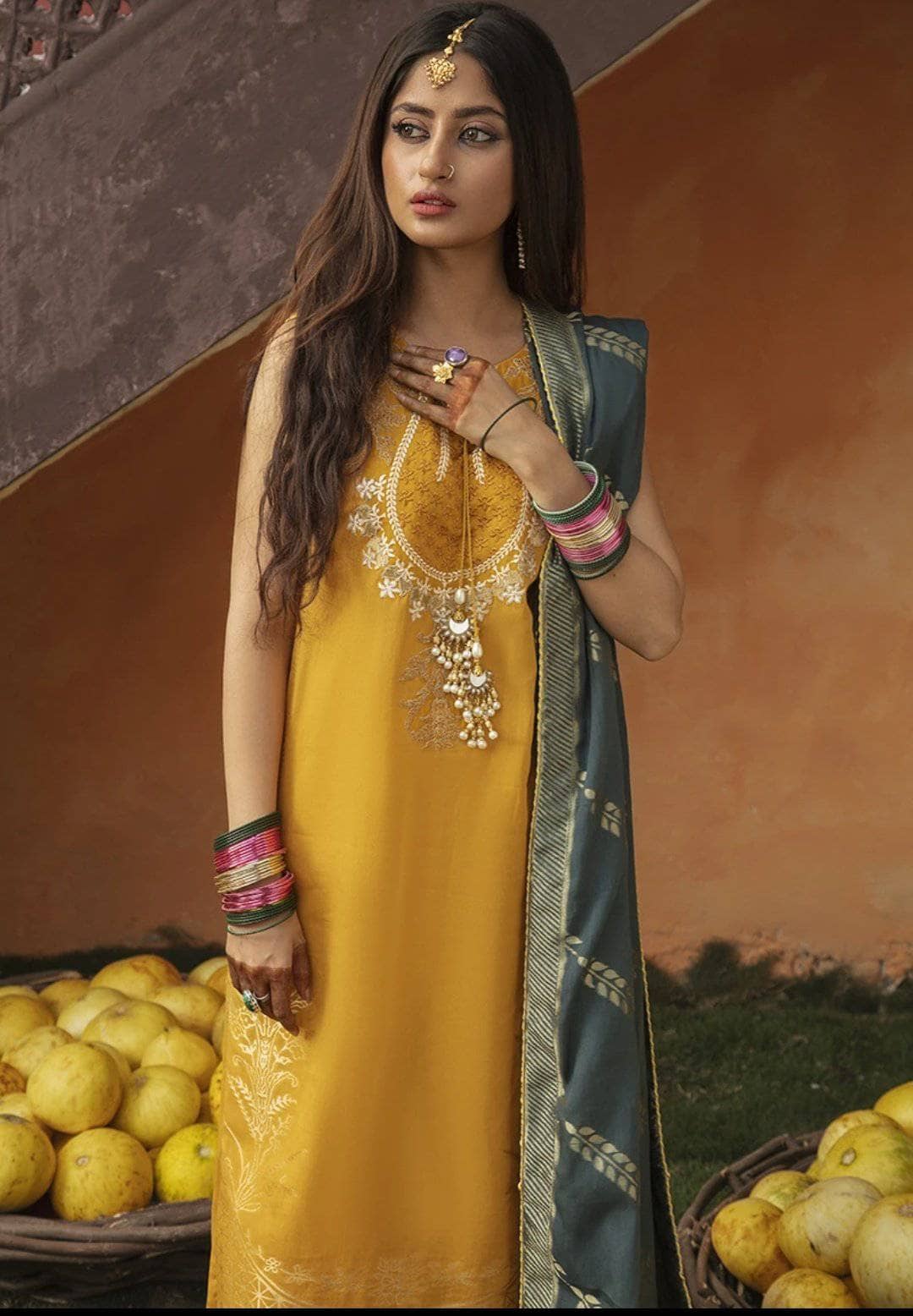 img_cross_stitch_lawn_2021_awwal_boutique