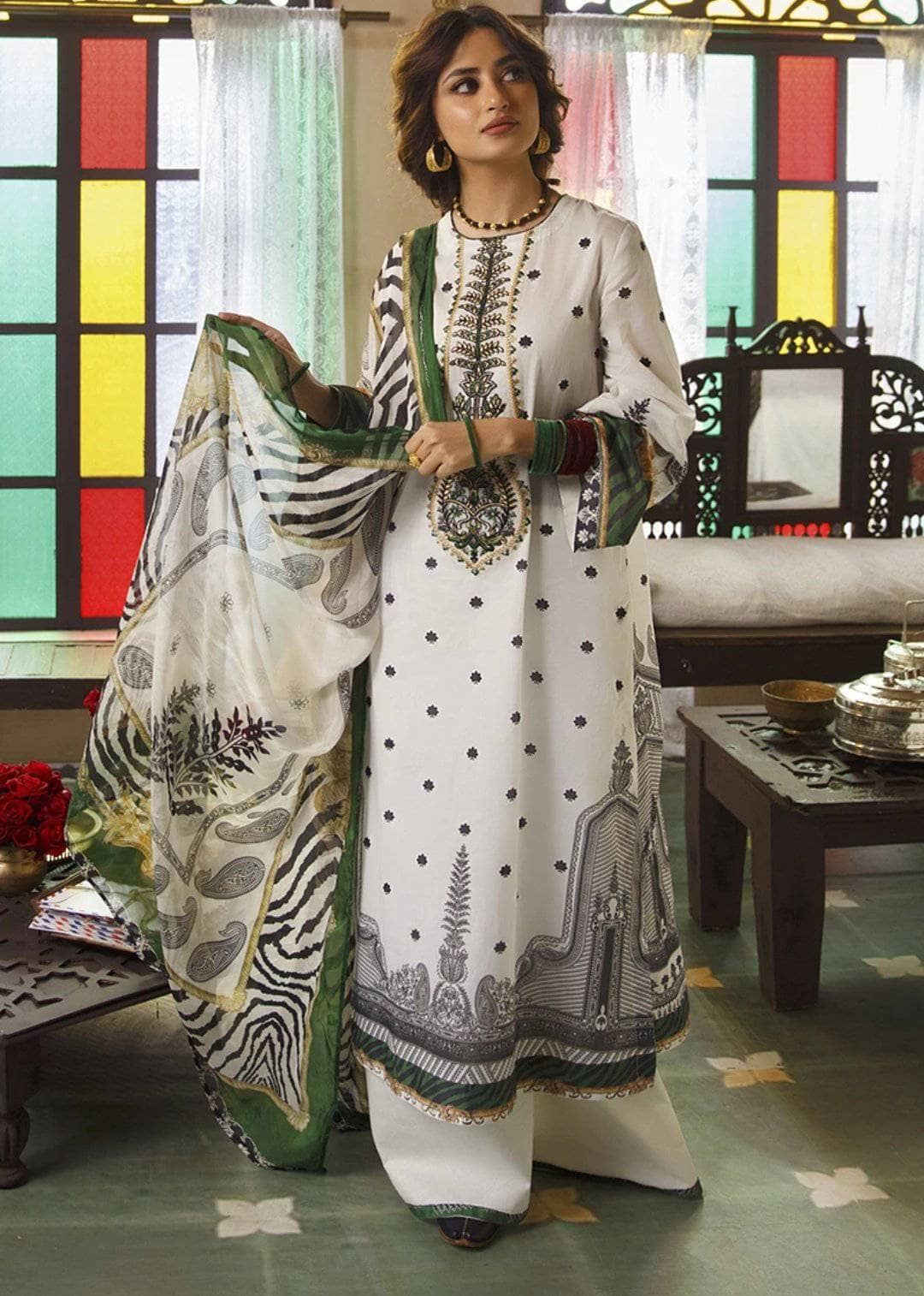 img_cross_stitch_lawn_2021_awwal_boutique