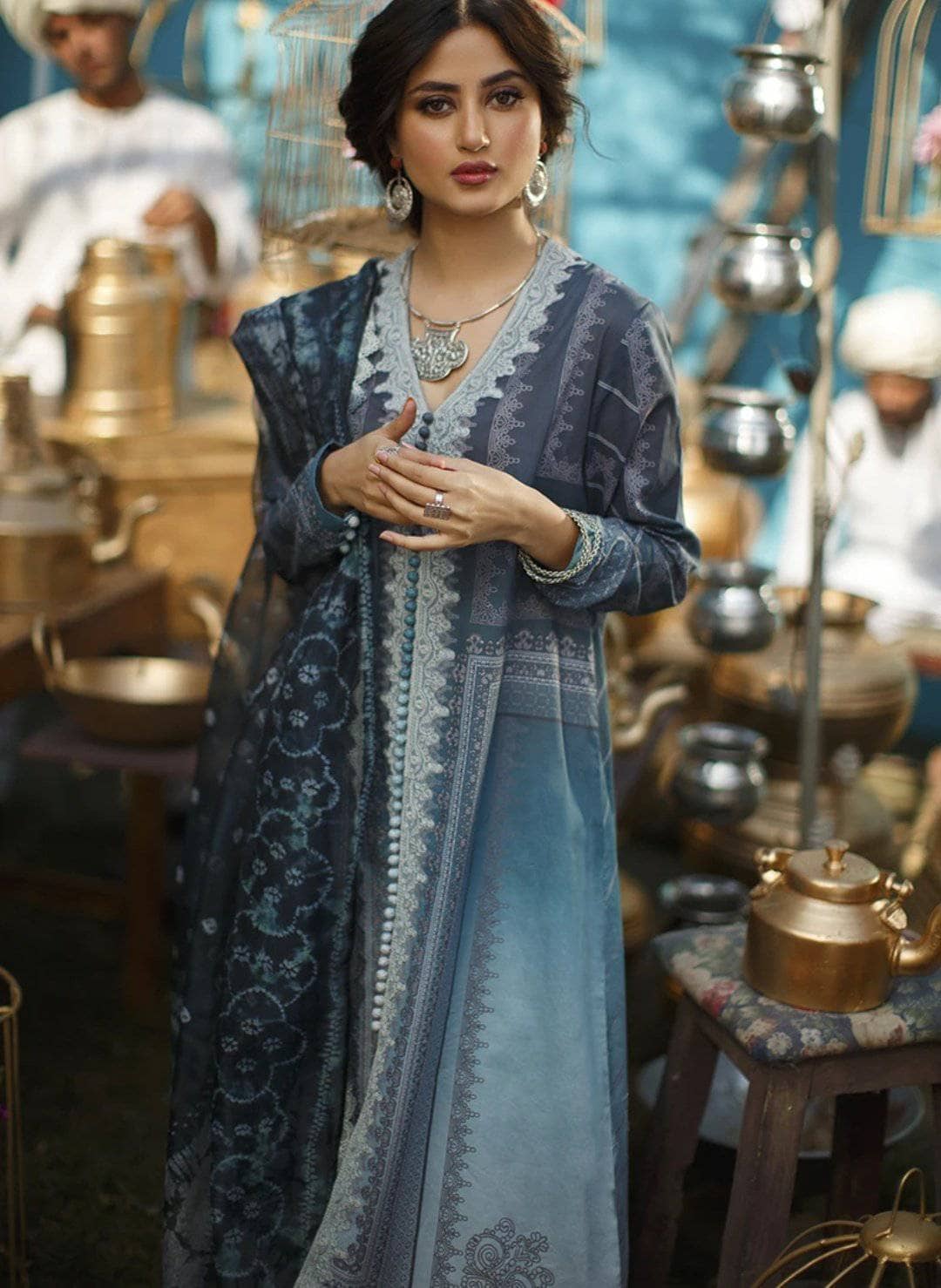 img_cross_stitch_lawn_2021_awwal_boutique