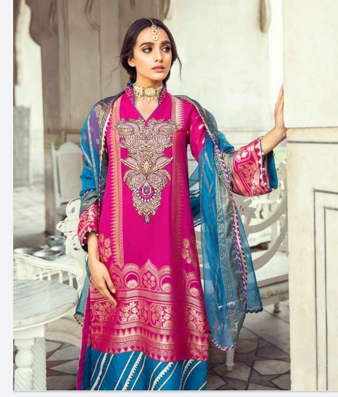 img_cross_stitch_lawn_collection_awwal_boutique