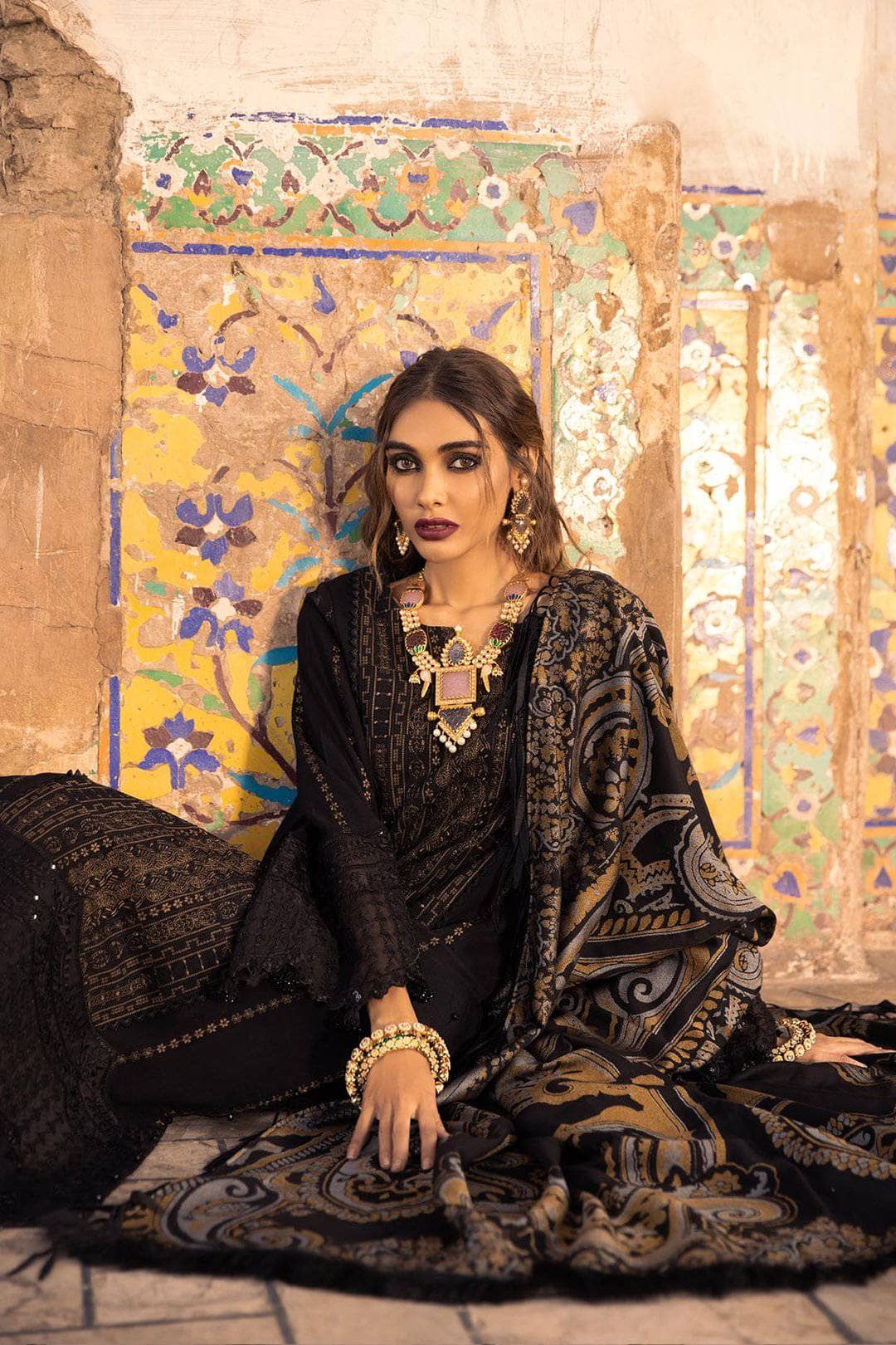 img_nureh_exclsuive_shawl_collection_awwal_boutique